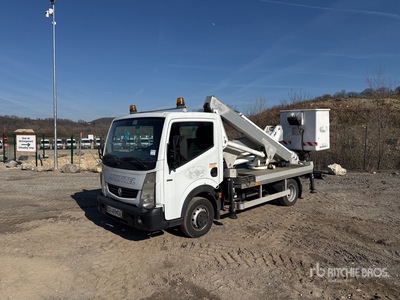 2012 Multitel MX 200 DS 20 m on 2012 Renault Maxity 120 DXi 4x2 Camion Nacelle Bucket Truck