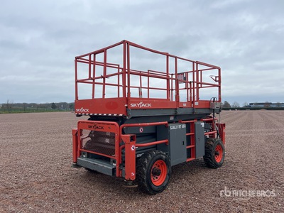 2019 Skyjack SJ8831RT 4x4 Nacelle Ciseau Electrique Scissor Lift