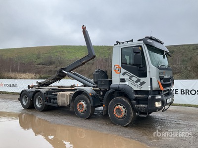 2016 Iveco AD 340T 8x4 Flatbed Truck