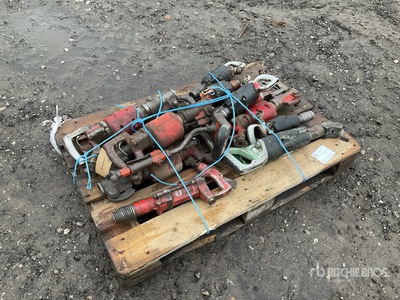 Quantity of Pneumatic Drills / Demo Picks & 1 Scabbler