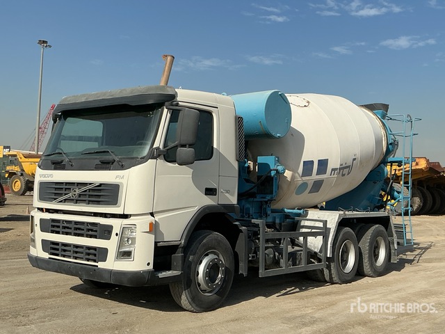 Fm400 2007 Volvo FM400 6x4 Mixer Truck | Ritchie Bros. Auctioneers