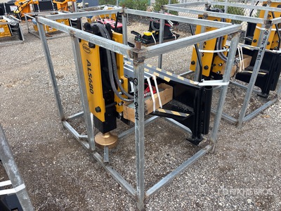 2026 LYALS ALS680 Hincapostes para Minicargadora (Unused)