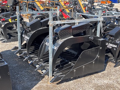 2026 LYALS ZMQ04 72 in Skeleton Skid Steer Grapple Bucket (Unused)