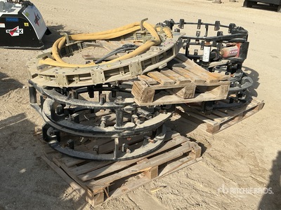 Quantity of (6) External Clamps & Heating Coil パイプライン その他