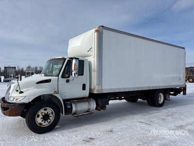 2018 International 4300 SBA 4x2 Van Truck