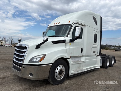 2019 Freightliner Cascadia 126 6x4 T/A Sleeper Truck Tractor