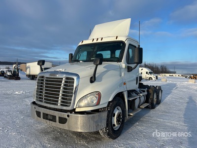 2019 Freightliner Cascadia 125 T/A Day Cab Truck Tractor