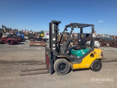 2006 Komatsu FG30HT-16 5550 lb Cushion Tire Forklift