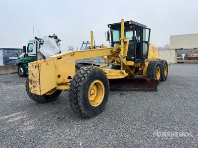 1999 Komatsu GD670A-2 Motor Grader