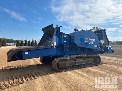 2010 Peterson 4310 Tracked Wood Chipper