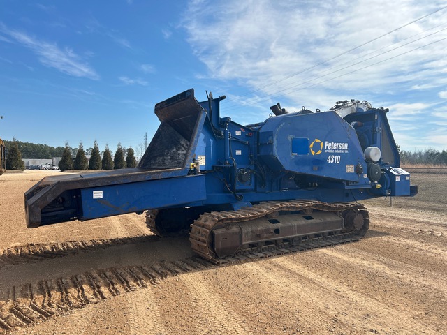 2010 Peterson 4310 Tracked Wood Chipper