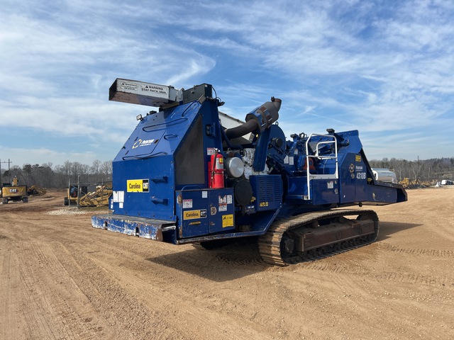 2017 Peterson 4310B Tracked Wood Chipper