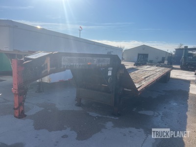 2000 Falcon 40 ft T/A Gooseneck Rimorchio a cassone fisso
