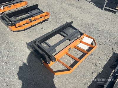 2025 ARTEER PF-42L 42 in Skid Steer Forks (Unused)