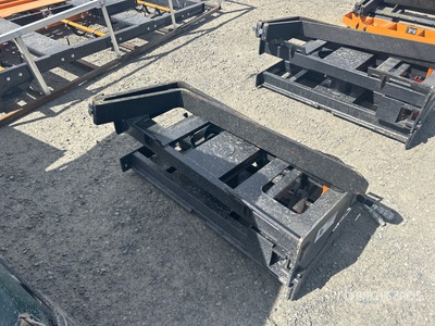 2025 ARTEER RPT-42L 42 in Rotating Hydraulic Skid Steer Forks (Unused)