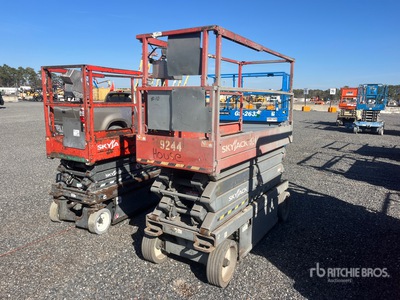 2015 Skyjack SJIII 3226 Electric Scissor Lift