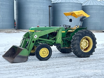 1981 John Deere 2140 Tracteur agricole 2WD