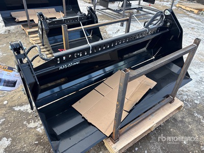 2026 GIYI GY-KH72F 72 in Multi-Purpose Skid Steer Bucket (Unused)