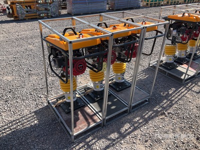 Quantity of (3) 2025 Kowloon HCR100 Lote de Bailarinas (Sin Usar) / Plancha compactadora (Unused)