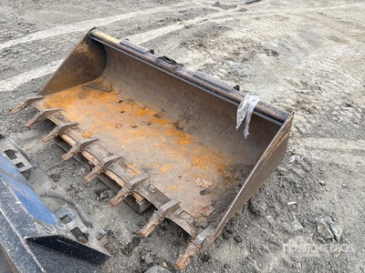 John Deere 78 in General Purpose Skid Steer Bucket