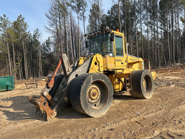 Volvo L120E Wheel Loader (Inoperable)
