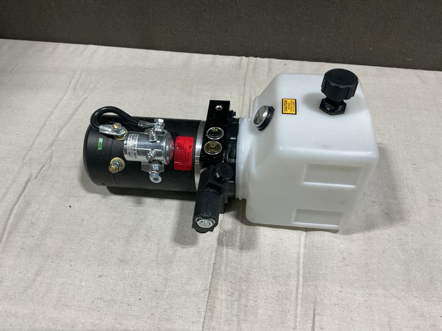 (3) American Trading Service DL-1067DK-G-2 Hydraulic Motor-Pumps