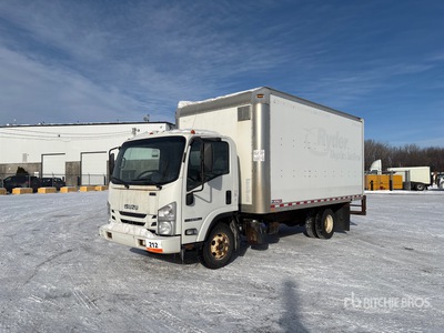2019 Isuzu NPR 4x2 Van Truck