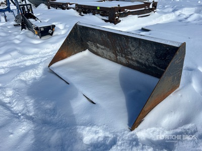 83 in Q/C Wheel Loader Bucket
