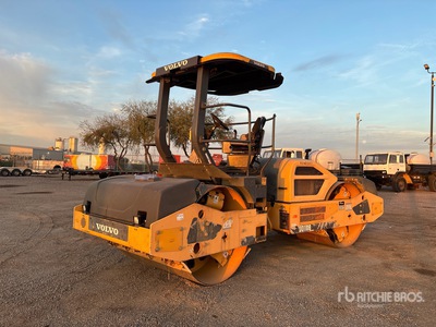 2014 Volvo DD110B Double Drum Roller