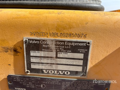 2014 Volvo DD110B Double Drum Roller