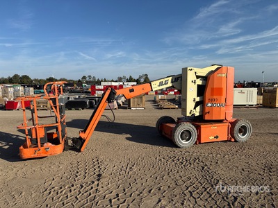 2015 JLG E300AJ 2WD Electric Articulating Boom Lift