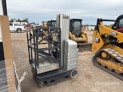 2015 JLG 20MVL Vertical Mast Lift