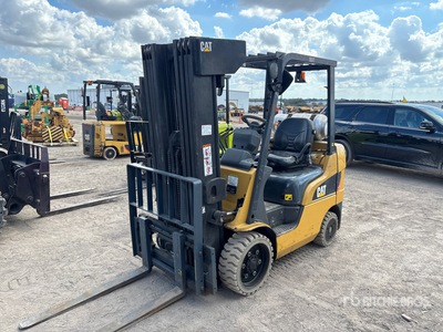 2019 Cat 2900 lb Forklift