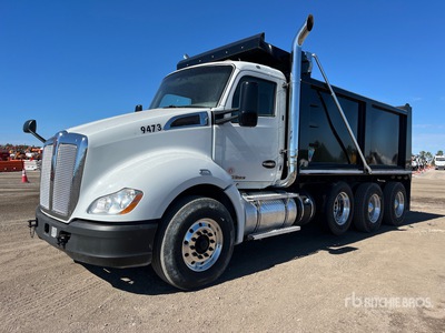 2018 Kenworth T680 8x4 شاحنة قلابة /ثلاثة محاور