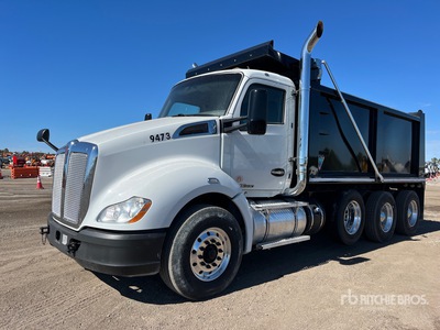 2018 Kenworth T680 Tri/A Dump Truck