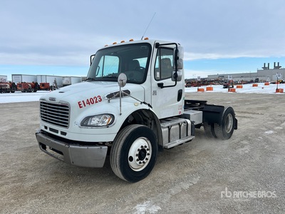 2015 Freightliner M2 106 4x2 2-Achs Sattelzugmaschine