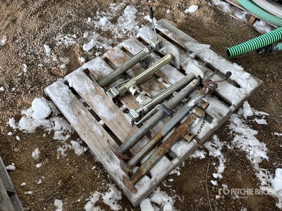 Quantity of (6) Trailer Jacks