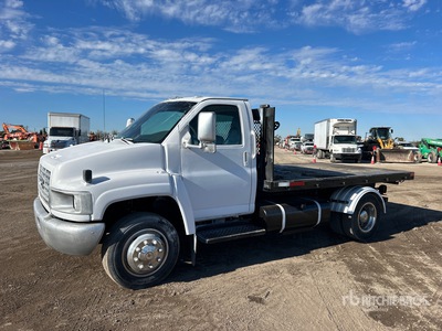 2005 GMC C5500 4x2 Ciężarówka z płaską platformą