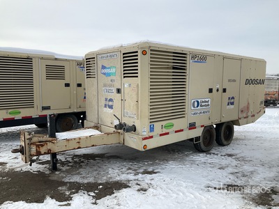 2012 Doosan HP1600WCU-FX-T3 1600 cfm Mobile Compressore