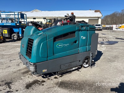 2022 Tennant T20 Ride-On Floor Scrubber