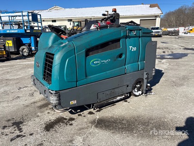 2022 Tennant T20 Ride-On Laveuse de sol