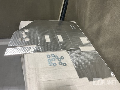 (20,800) Flat Washers & (7) Vehicular Insulation Panels