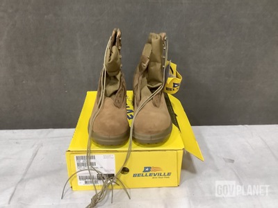 (60) Pairs of Men's Boots