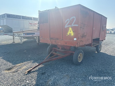 S/A Turntable Walnut Trailer