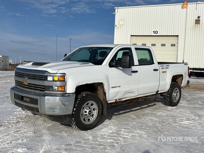 2017 Chevrolet Silverado 3500HD 4x4 Crew Cab Pickup