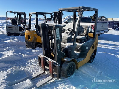 2013 Komatsu FG25ST-16 4650 lb Cushion Tire Forklift