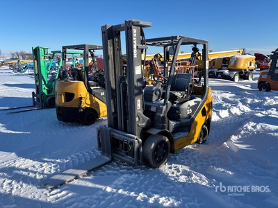 2012 Komatsu FG25ST-16 4650 lb Cushion Tire Forklift