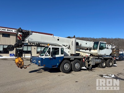 2008 Link-Belt HTC8690 180000 lb 8x4x4 Hydraulic Truck Crane