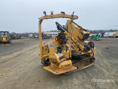 2016 Vermeer PD10 Crawler Mounted Post Driver
