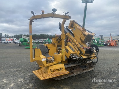 2016 Vermeer PD10 Crawler Mounted Post Driver